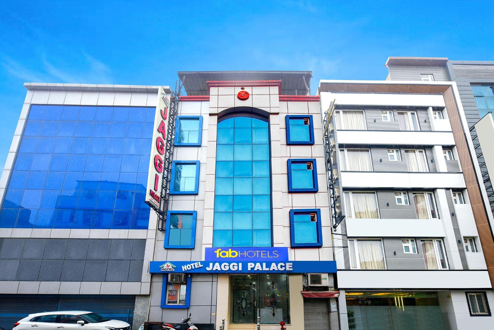 דלהי Fabhotel Jaggi Palace Karol Bagh מראה חיצוני תמונה